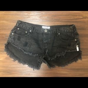One Teaspoon, No 2’s Short, Size 30, Black Denim